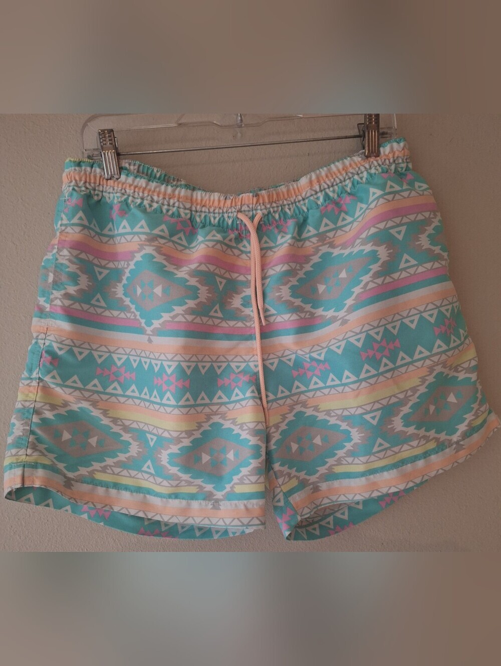 Chubbies The En Fuegos 5.5” Stretch Classic Swim Trunks Aztec Multicolor Men's L